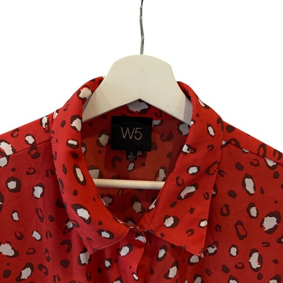 W5 Leopard Print Blouse Red Short Sleeve Button Front Twist Hem Size Large - Picture 3 of 8